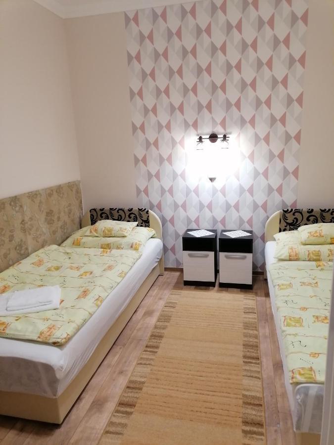 Kaktuszvirag Apartmanhaz Hajdúszoboszló Exteriör bild